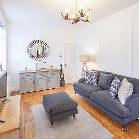וויטבי Host & Stay - Den At Westcliff מראה חיצוני תמונה