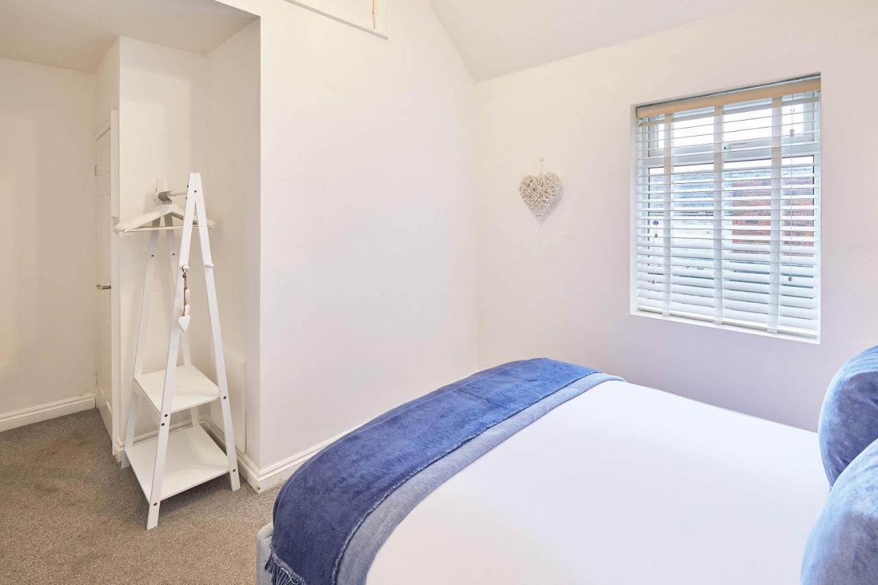 וויטבי Host & Stay - Den At Westcliff מראה חיצוני תמונה