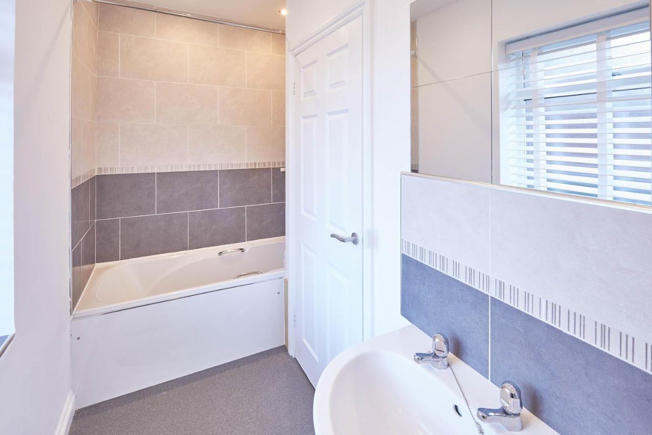 וויטבי Host & Stay - Den At Westcliff מראה חיצוני תמונה